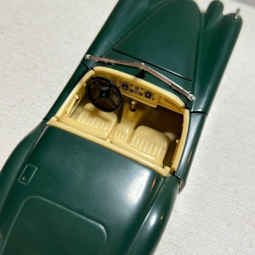 JAGUAR XK 120 (1948年) ダークグリーン 1/24