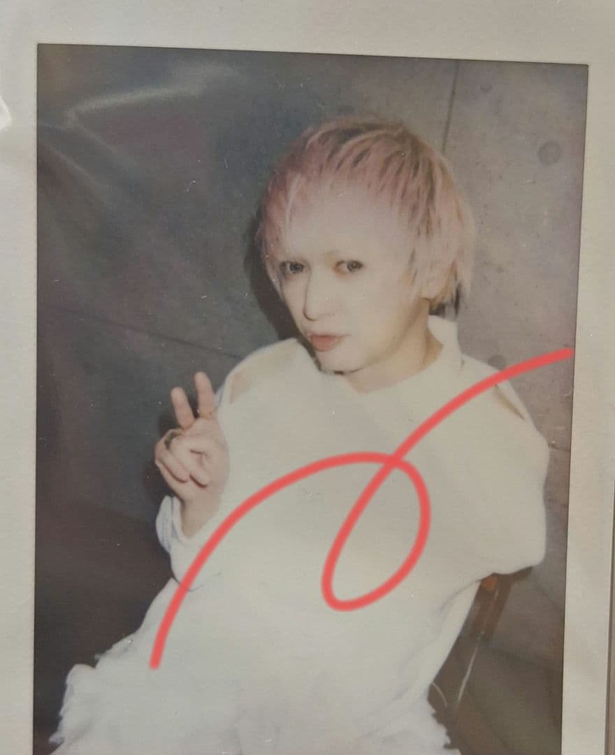 BugLug 一聖 チェキ ⑤ - メルカリ