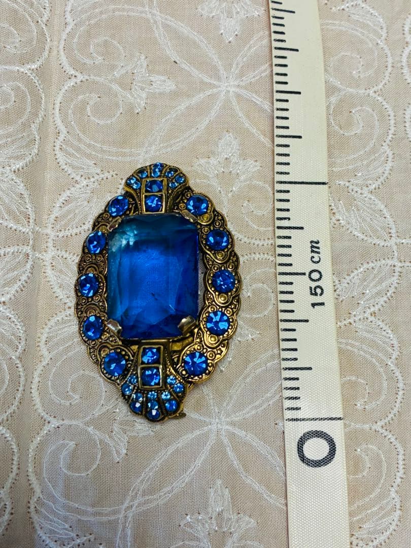 Dolce & Gabbana ブローチ 石外れ有り