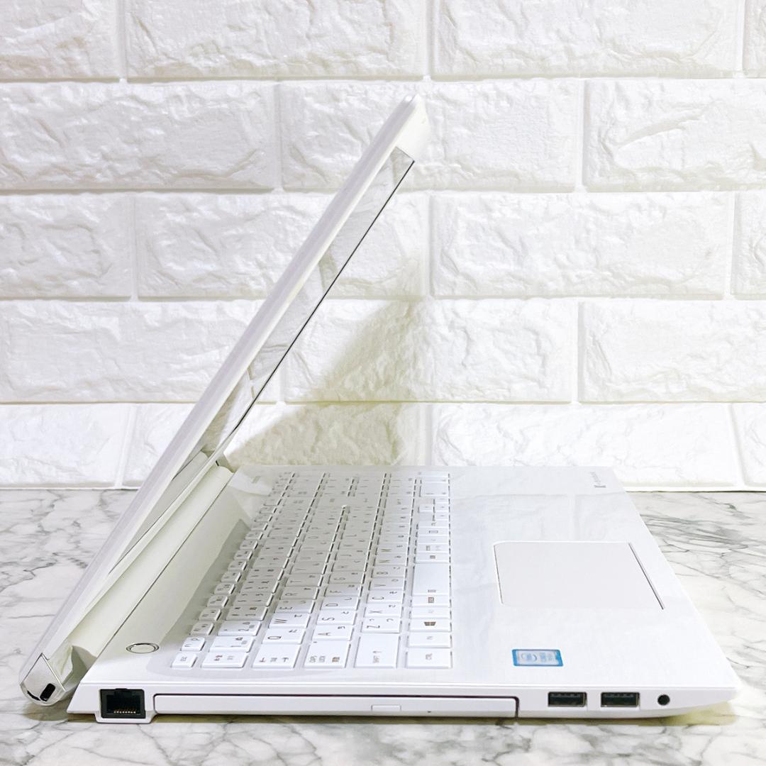 美品✨Windows11✨新品爆速SSD薄型ノートパソコン白✨カメラ・オフィス