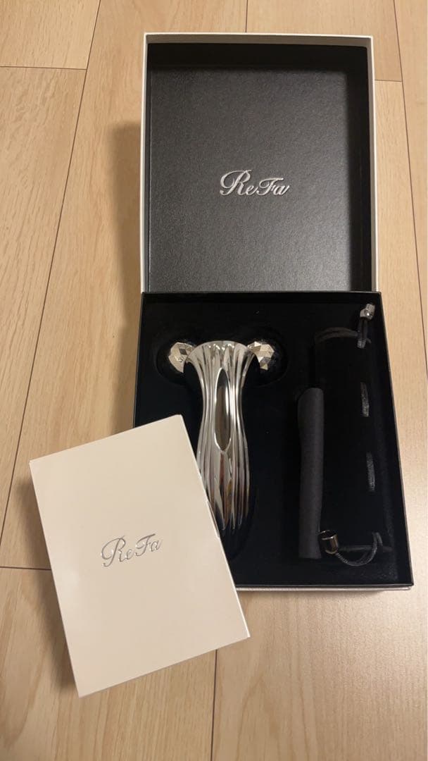 ReFa 美顔ローラー | Mua sắm tại Mercari từ Nhật Bản! | Buyee