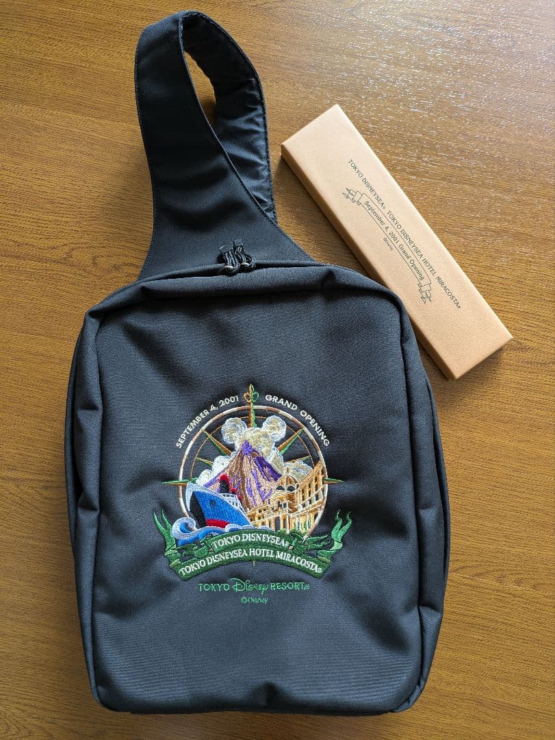 ディズニー・シー ホテルミラコスタ グランドオープン記念バッグ 腕時計セット ホテル外壁にある時計モチーフ！東京ディズニーシー・ホテルミラコスタ