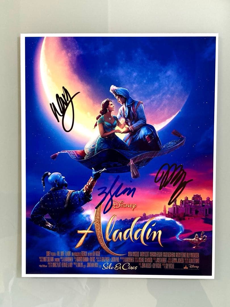 ウィル・スミスとナオミスコットとメナマスード直筆サイン入り超 大型