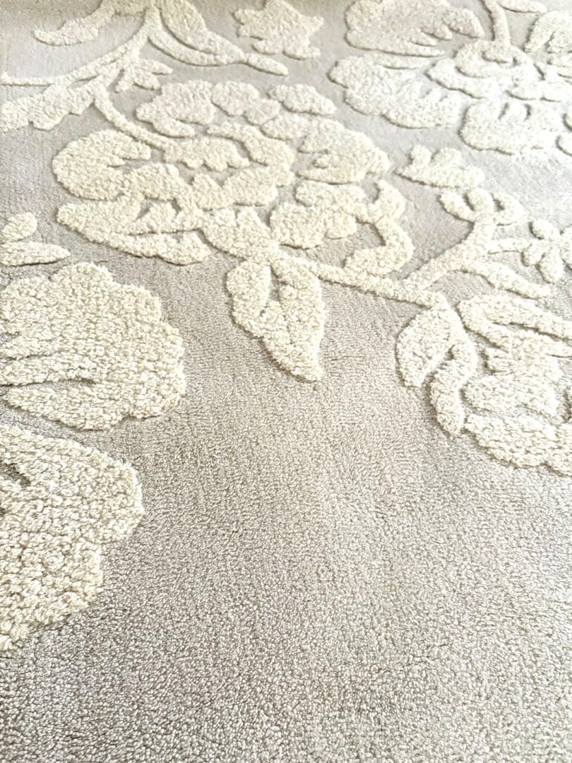 ローラアシュレイ 花柄 ベージュラグ 120×180センチの通販はau PAY