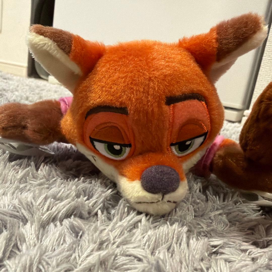 ディズニー ズートピア2 ニック ぬいぐるみ ペンケース 肩のせバッジ