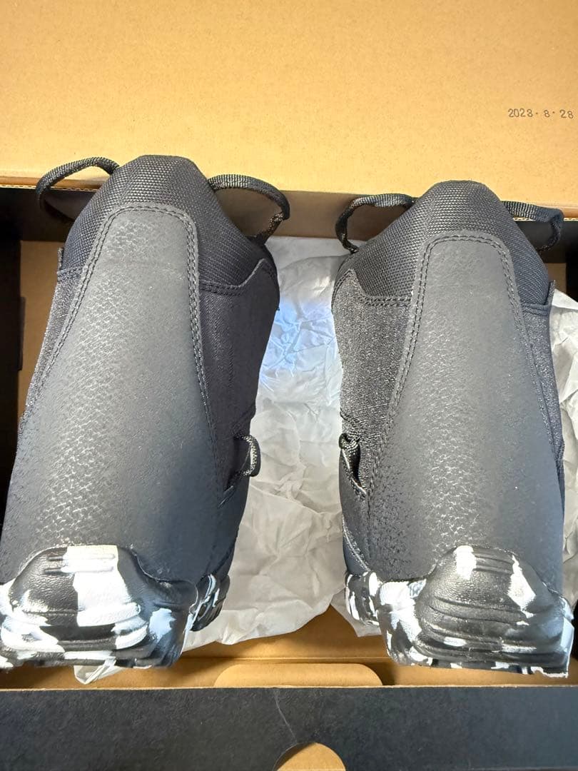 超美品BurtonGromBOA子ども用スノーボードブーツ 11C 17.5cm