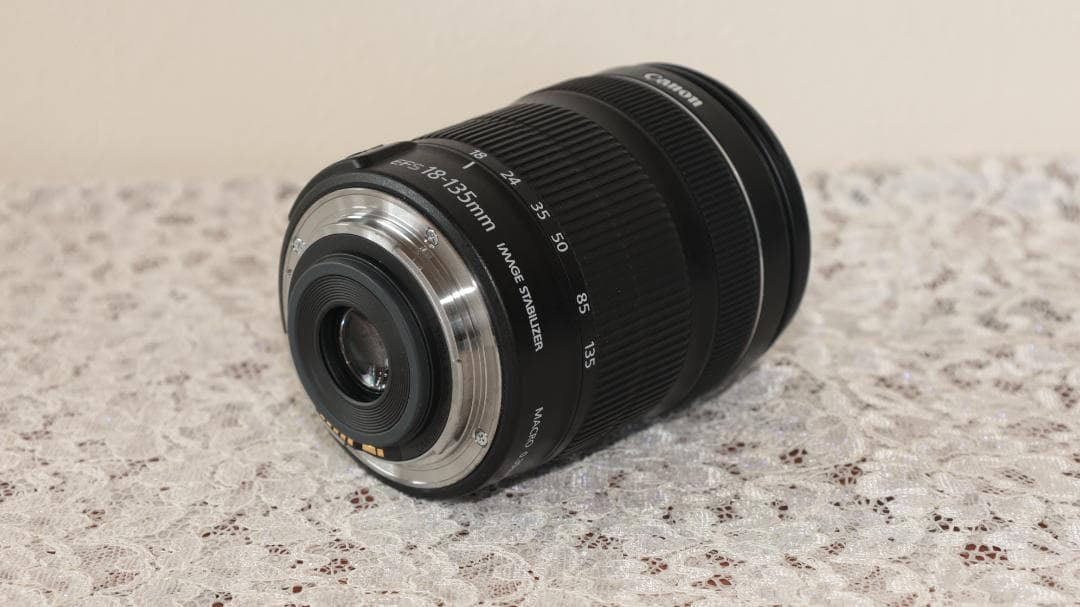 完動/美品 EF-S18-135mm/f3.5-5.6 IS STM