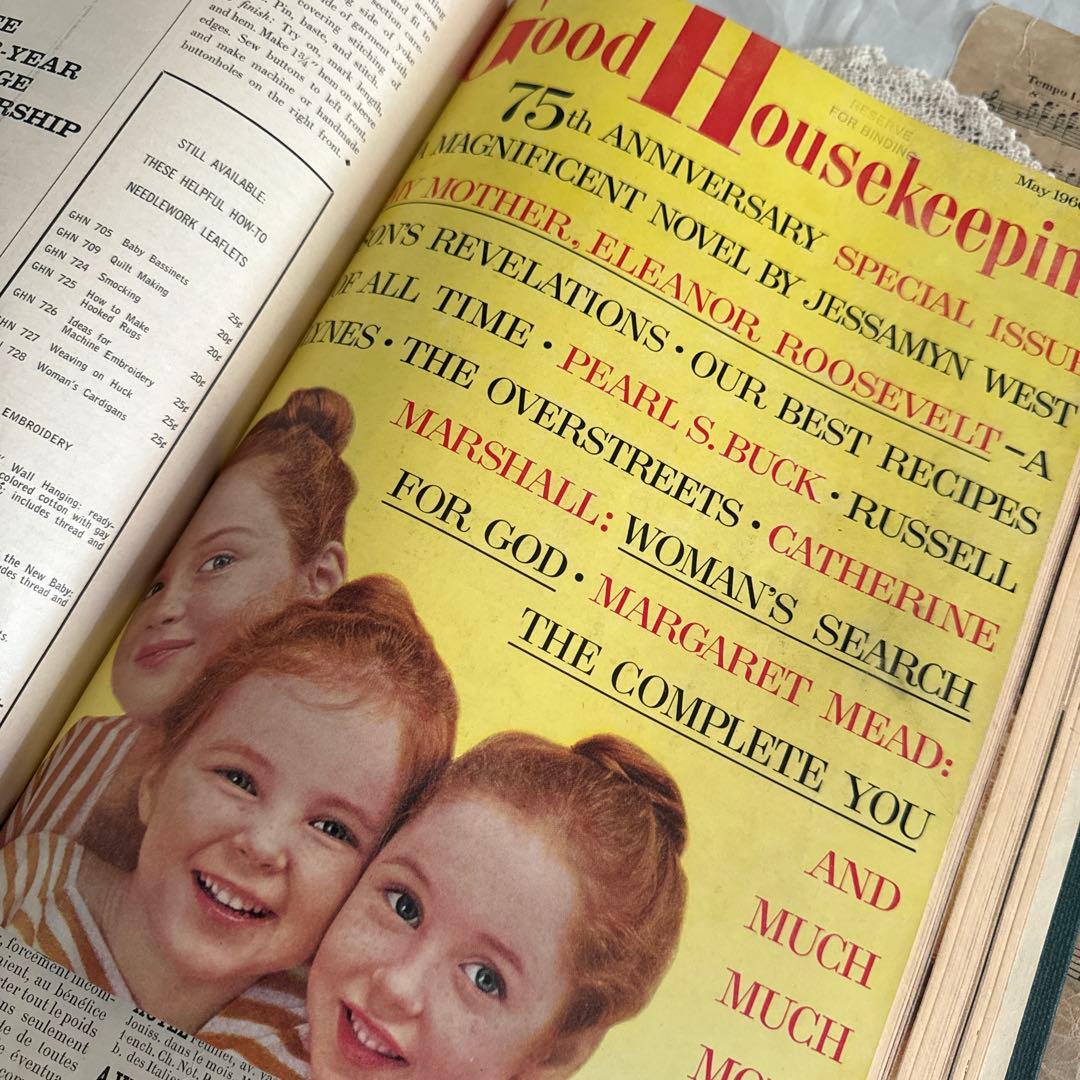 大容量❗️1960年ビンテージ可愛い雑誌　洋書　古書ジャンクジャーナル素材　広告 大容量レア1897年アンティーク洋書フランス語ジャンクジャーナル古書