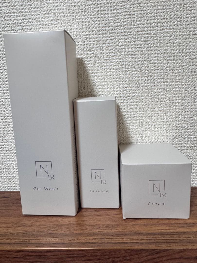 【新品未使用品】N オーガニックブライトスキンケアセット Amazon.co.jp: N organic Bright 美白スキンケアセット [医薬部外品