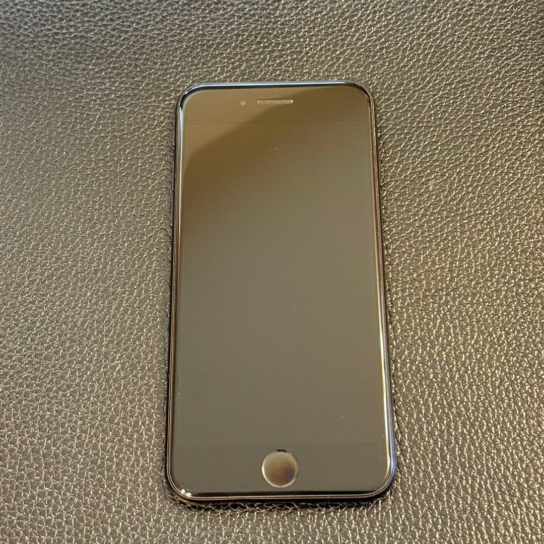 iPhone SE 第2世代 (SE2)ブラック Amazon.com: Apple iPhone SE (2nd Generation), US Version, 64GB