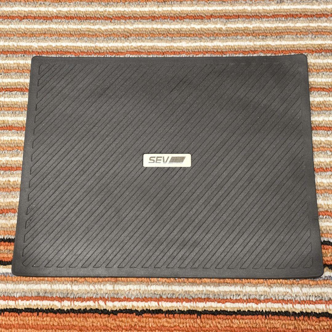 SEVフラットパネル1枚 No2 汚れのように見えますが、光の加減です。 SEVフラットパネル | SEVオフィシャルサイト