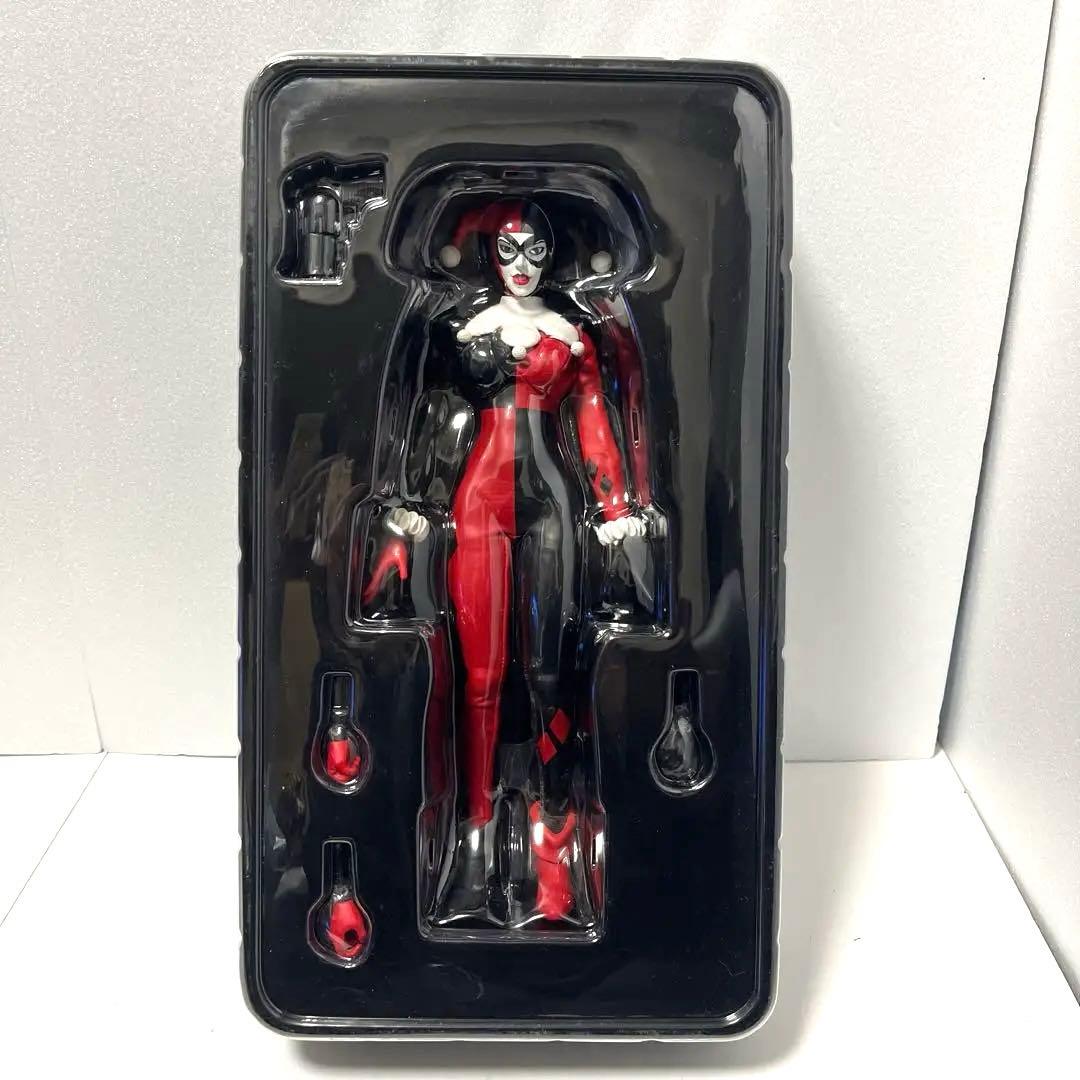 ハーレイクイン RAH メディコム 可動フィギュア リアルアクション