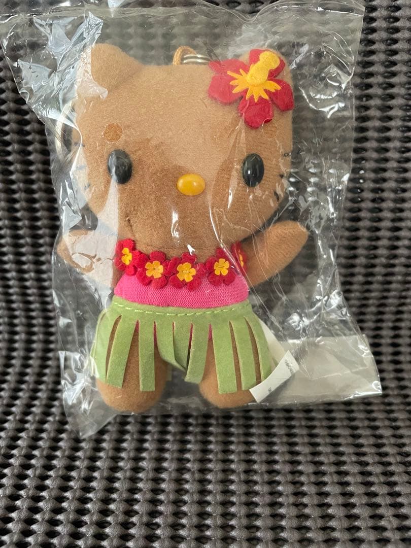 ハワイ限定 ご当地 ハローキティ ガングロ ぬいぐるみ 日焼けキティはハワイ限定！いくら？種類は？など徹底調査！【2025年7
