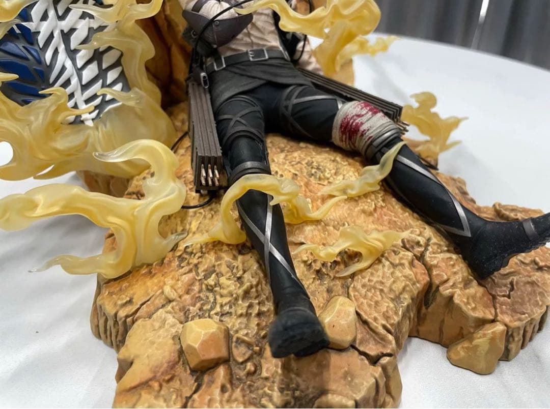 進撃の巨人 リヴァイ・アッカーマン ガレージキット ガレキ スタチュー