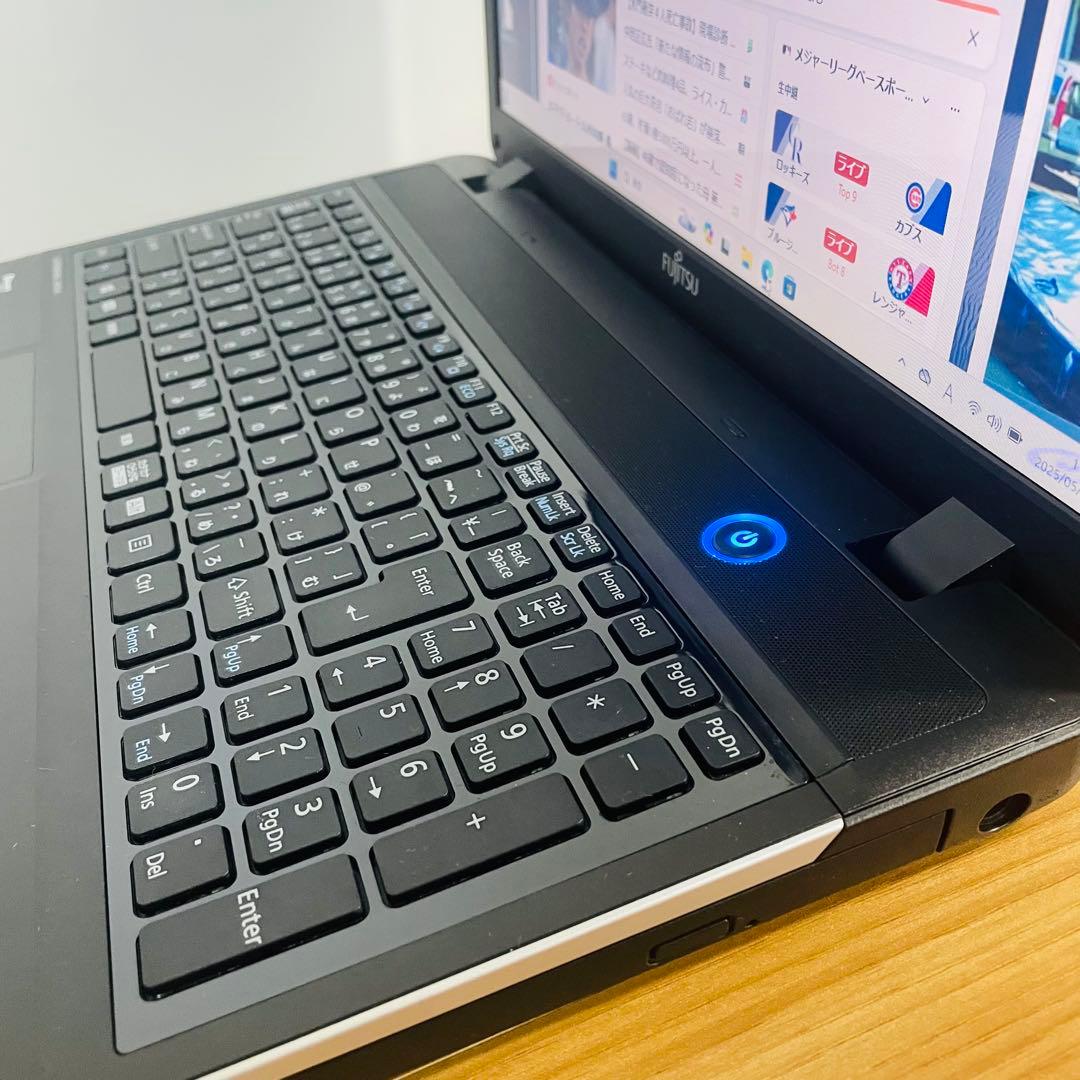 爆安SSD富士通ノートパソコン Windows11オフィスカメラDVD