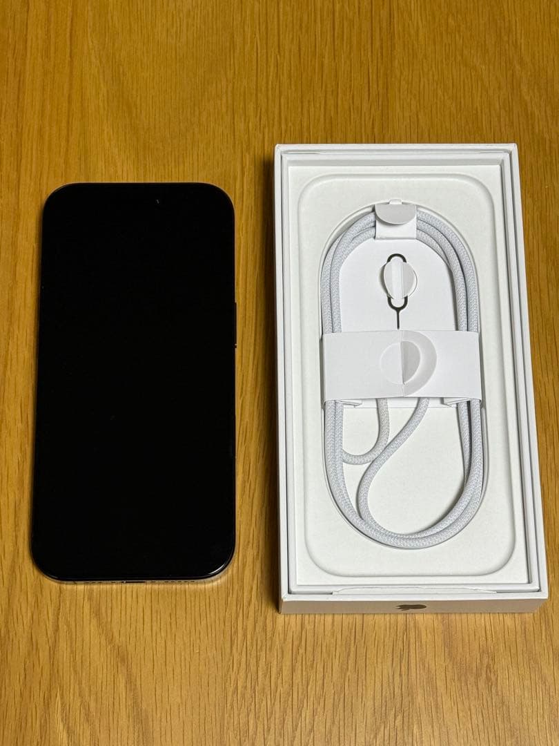 iPhone16Pro 128GB ブラックチタニウム Amazon.com: Apple iPhone 16 Pro, US Version, 128GB, Black Titanium