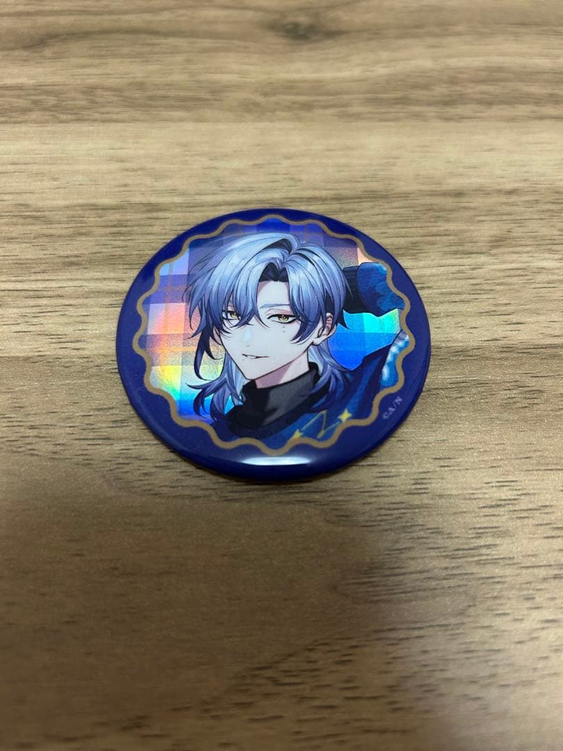 ミラン・ケストレル 缶バッジ Christmas Wear 2025 - メルカリ