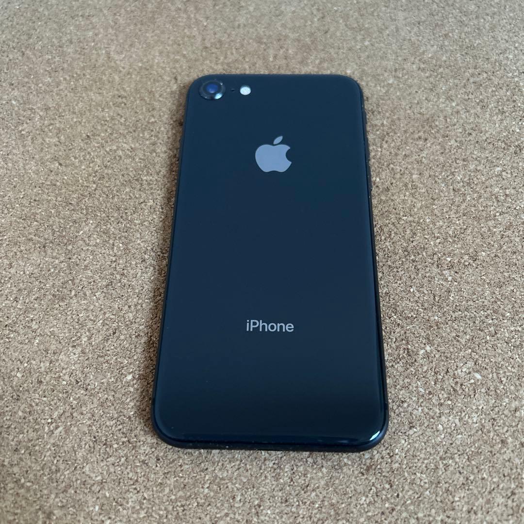 9536【早い者勝ち】iPhone8 64GB SIMフリー☆