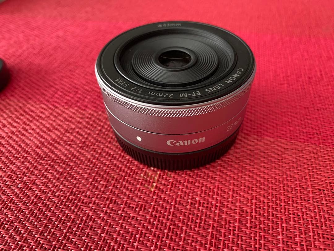 CANON LENS EF-M 22mm f2 STM