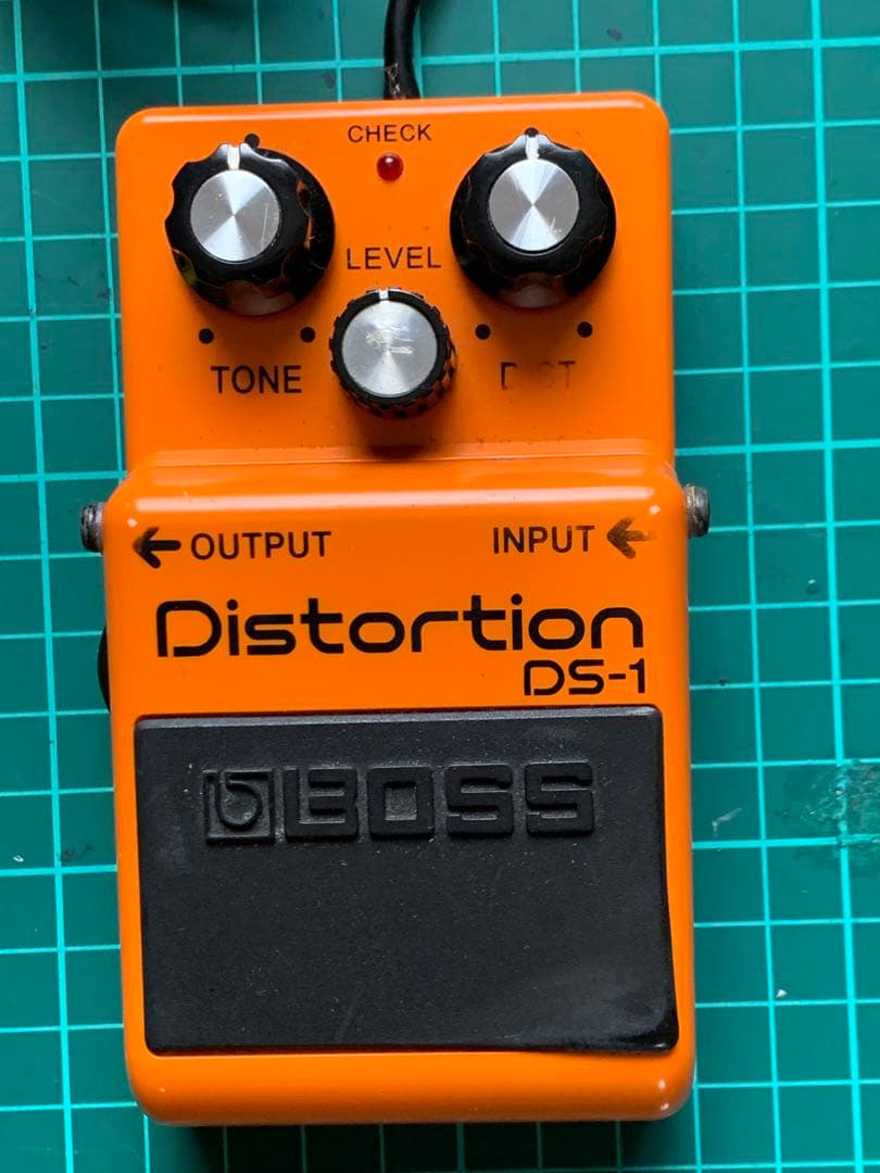 非売品] BOSS エフェクター型USBマウス 2個セット DS-1 SD-1 - メルカリ