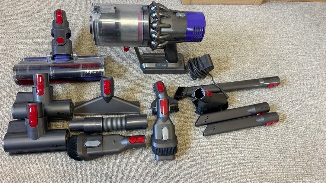 ジャンクDyson V12 コードレス掃除機 - メルカリ