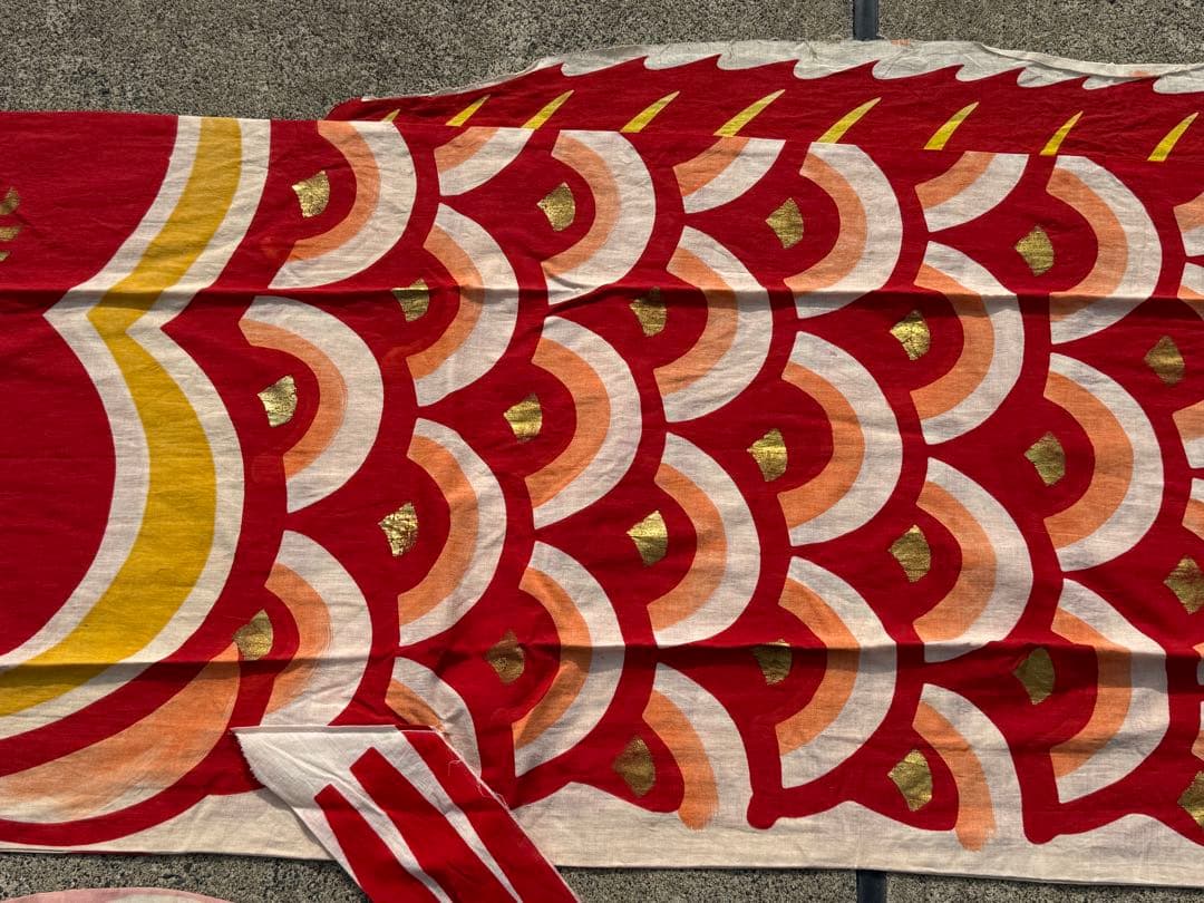古布 木綿 鯉のぼり 赤 2点 4m 2.7m こいのぼりリメイク素材