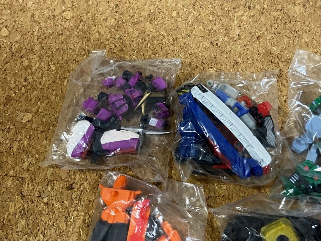 SR ユージン 勇者王ガオガイガー カプセルフィギュア その1 - メルカリ