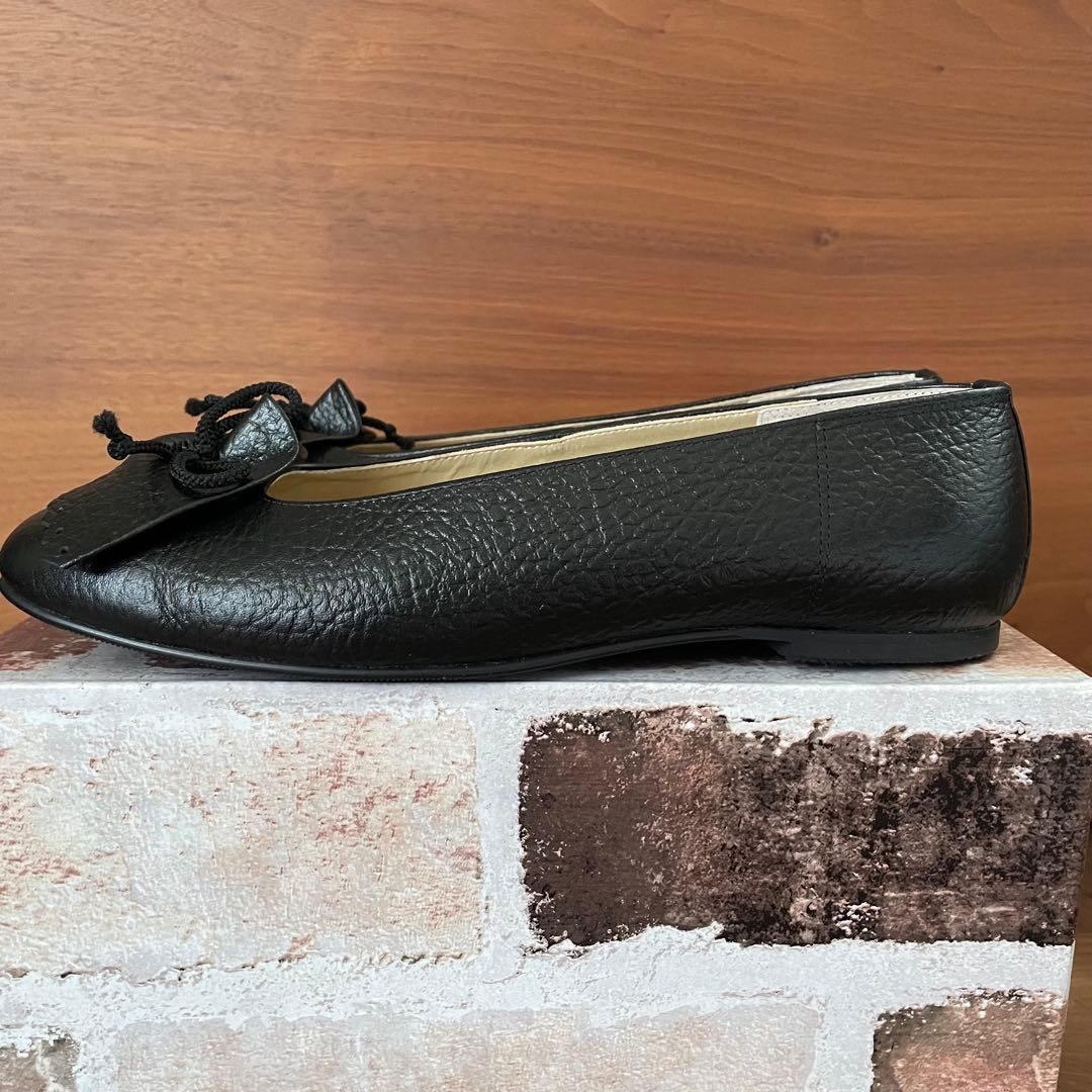 新品・未使用　MIHAMA カジュアルシューズ （紺型押）24.5cm