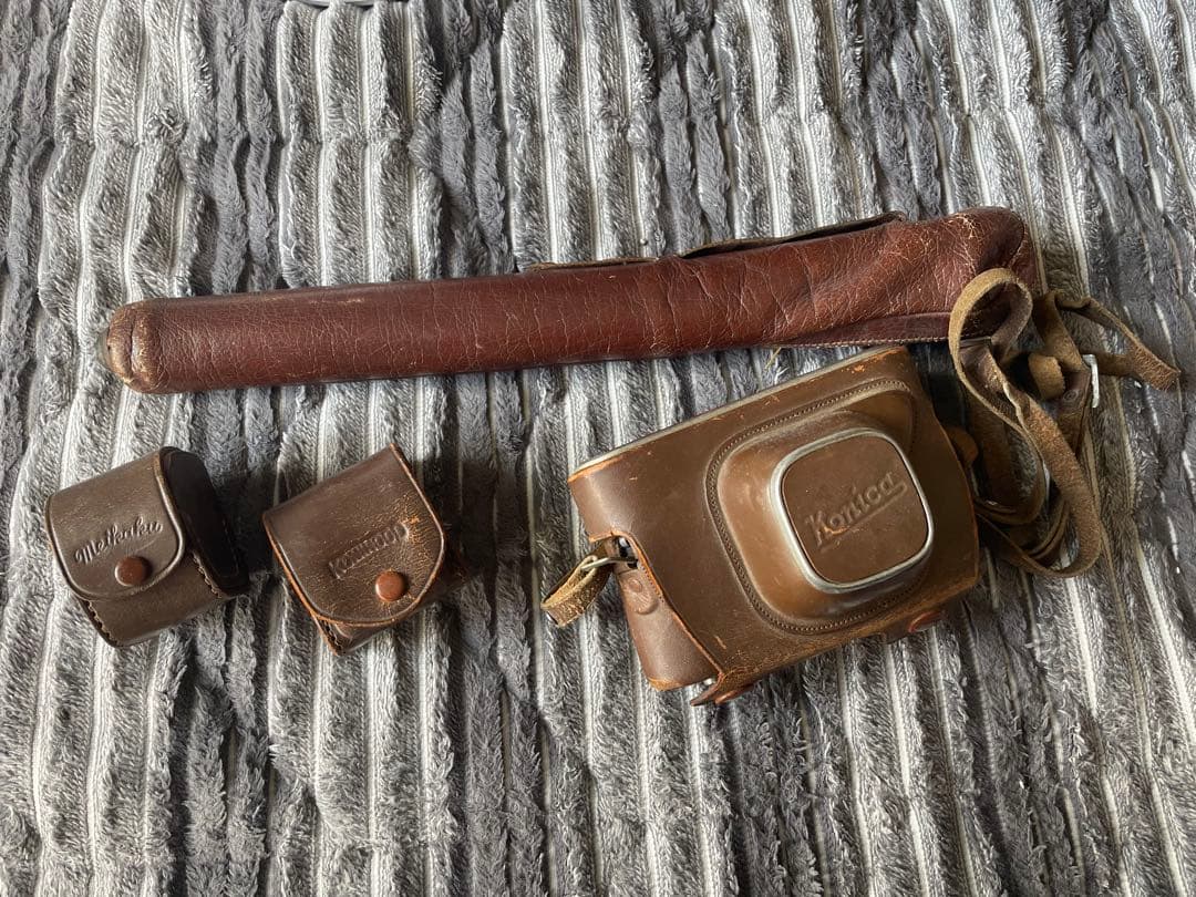 Konica III フィルムカメラ レザーケース付き　激レア　セット Konica III フィルムカメラ レザーケース付き 激レア セット Konica