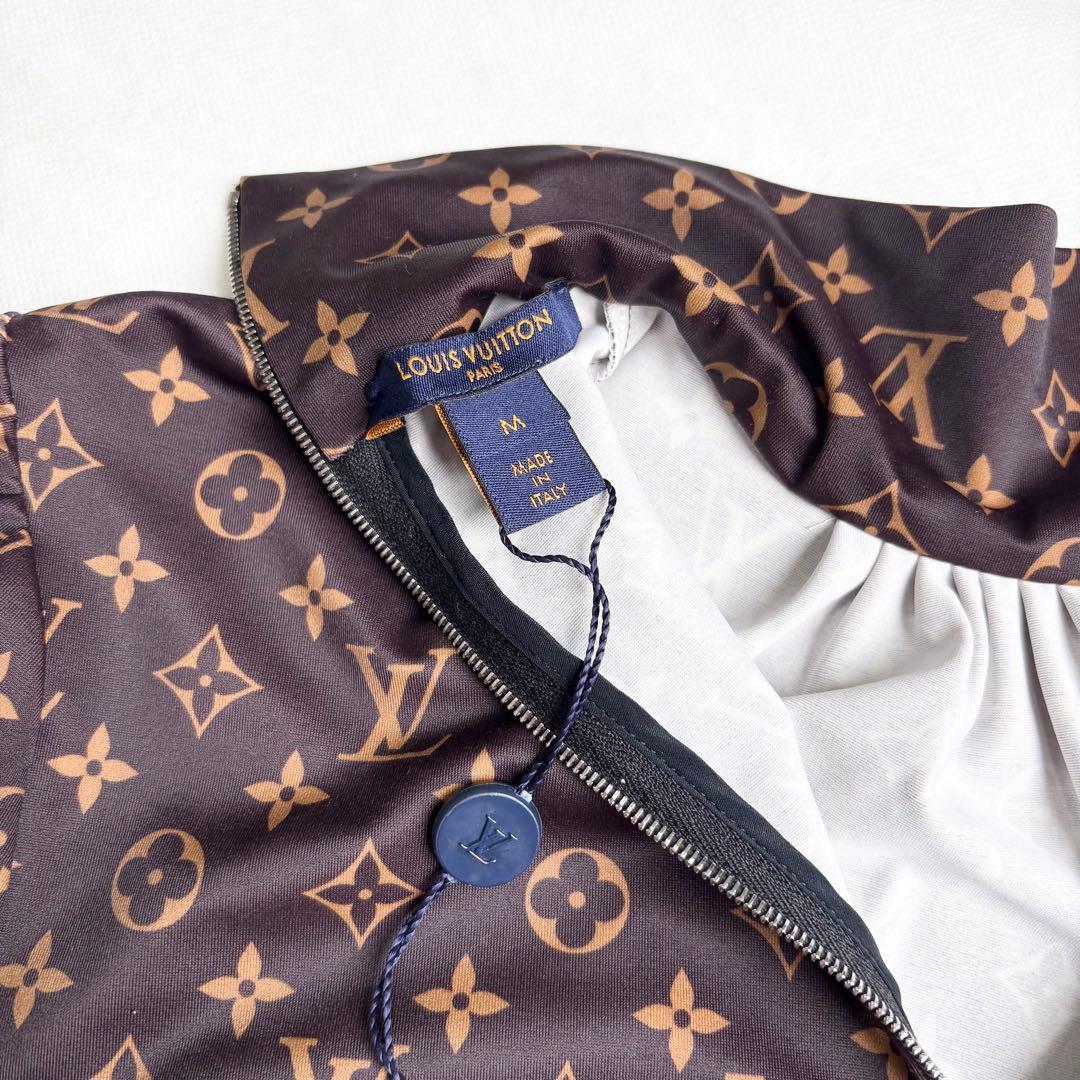 ルイヴィトン タグ付き新品未使用 モノグラム総柄ブラウス バック