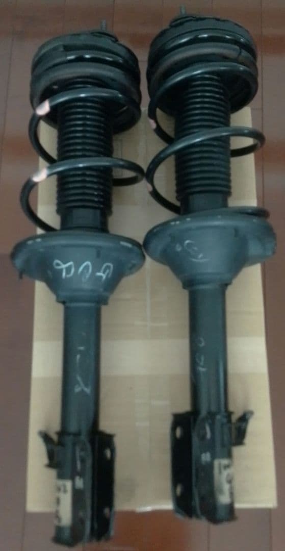 ② GC8インプレッサ　リア左右純正サスペンションキット（リビルト品）2本 インプレッサ GC8 純正マウント対応 オーリンズ DFV 車高調 サスキット