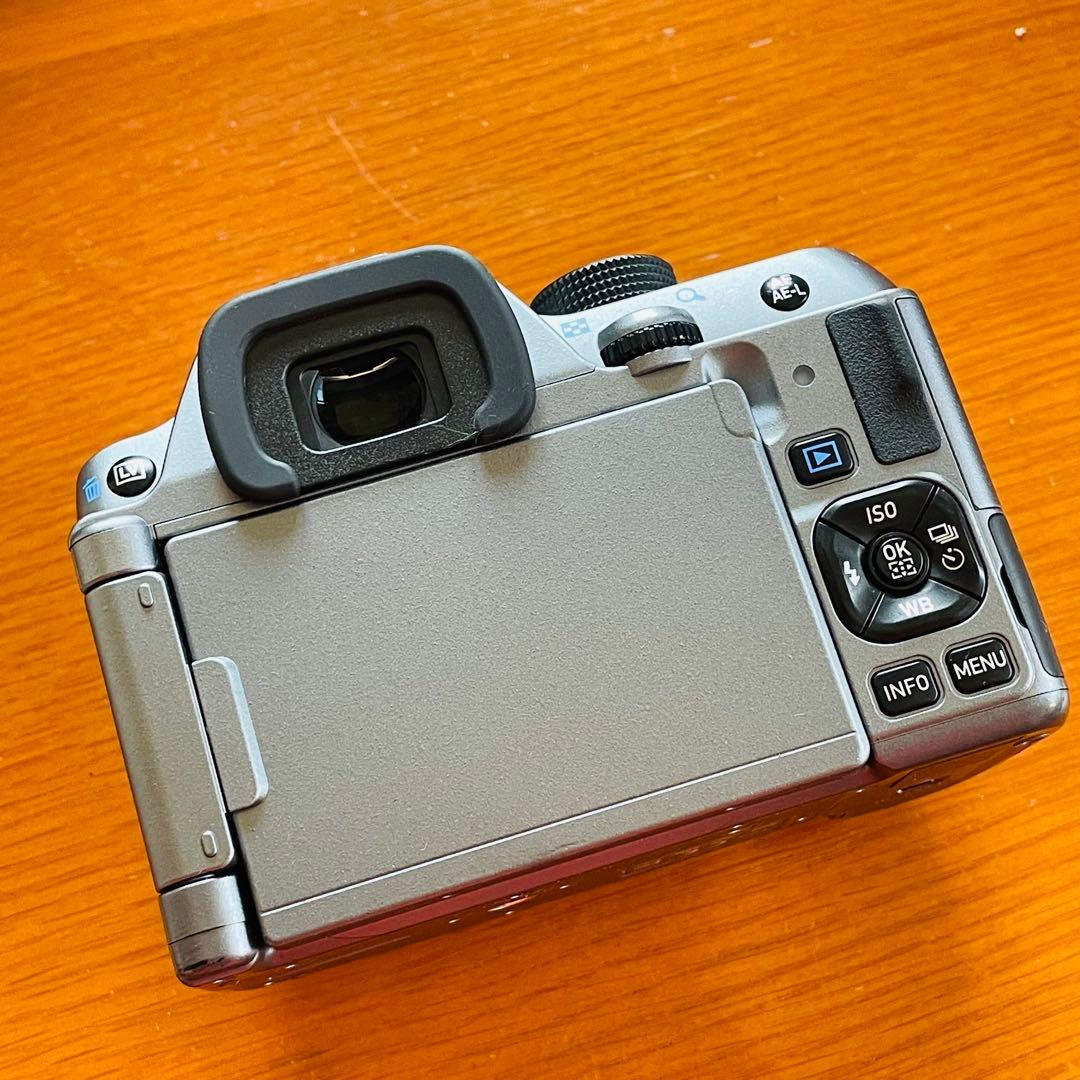 PENTAX K-70 18-135WRキット SILKY SILVER