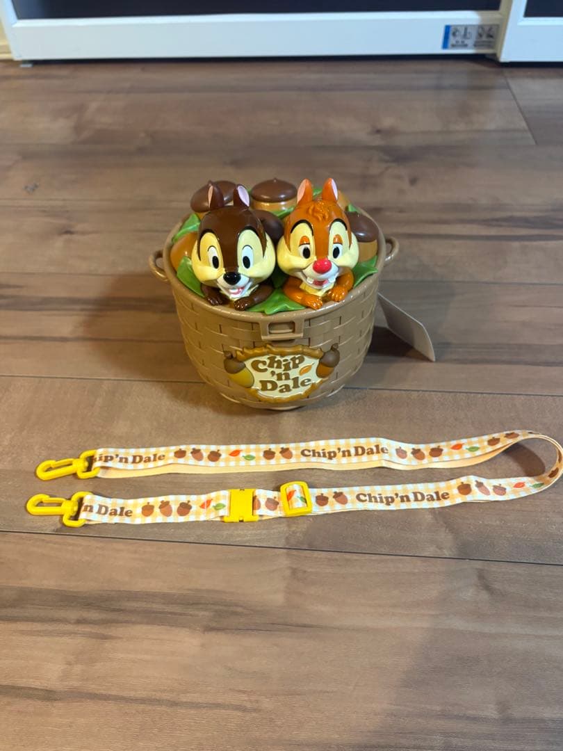 チップとデール ポップコーンバケット ディズニー - メルカリ