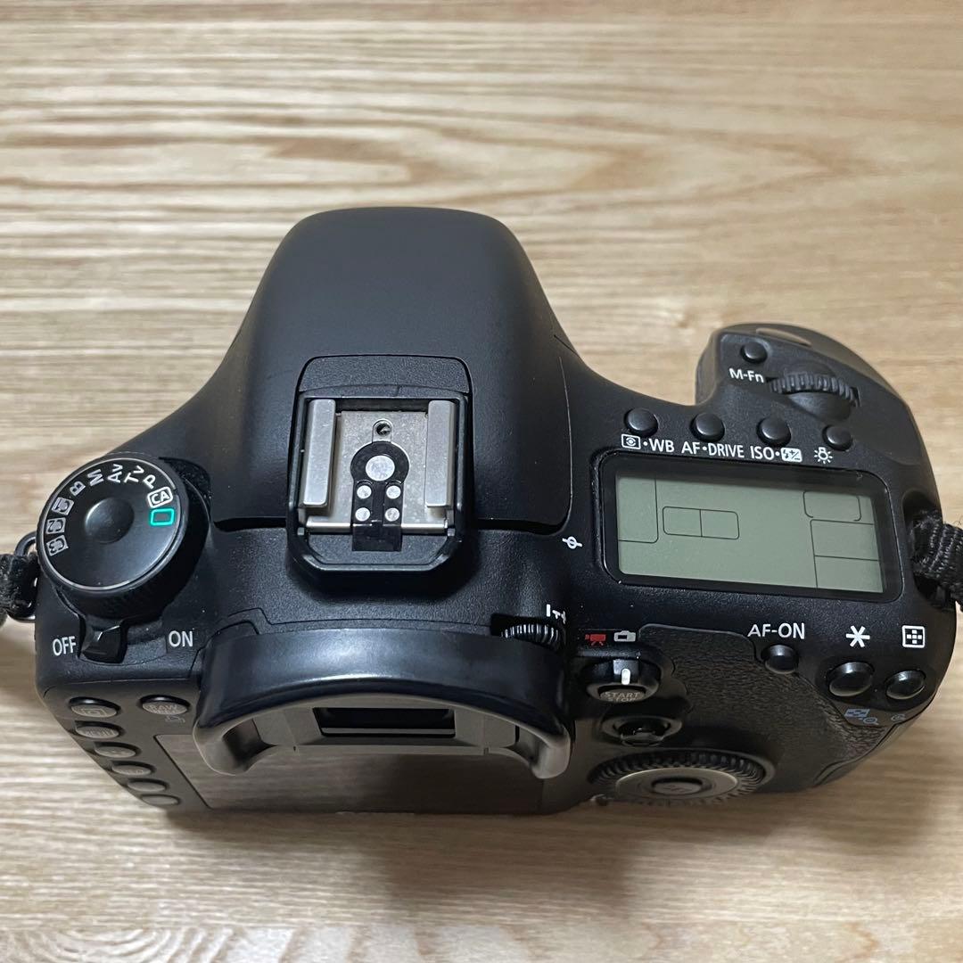 Canon EOS 7D デジタル一眼レフ 15-85mm f/3.5-5.6