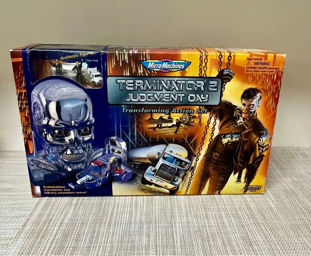 Galoob社 ターミネーター2 トランスフォーミング アクションセット 未