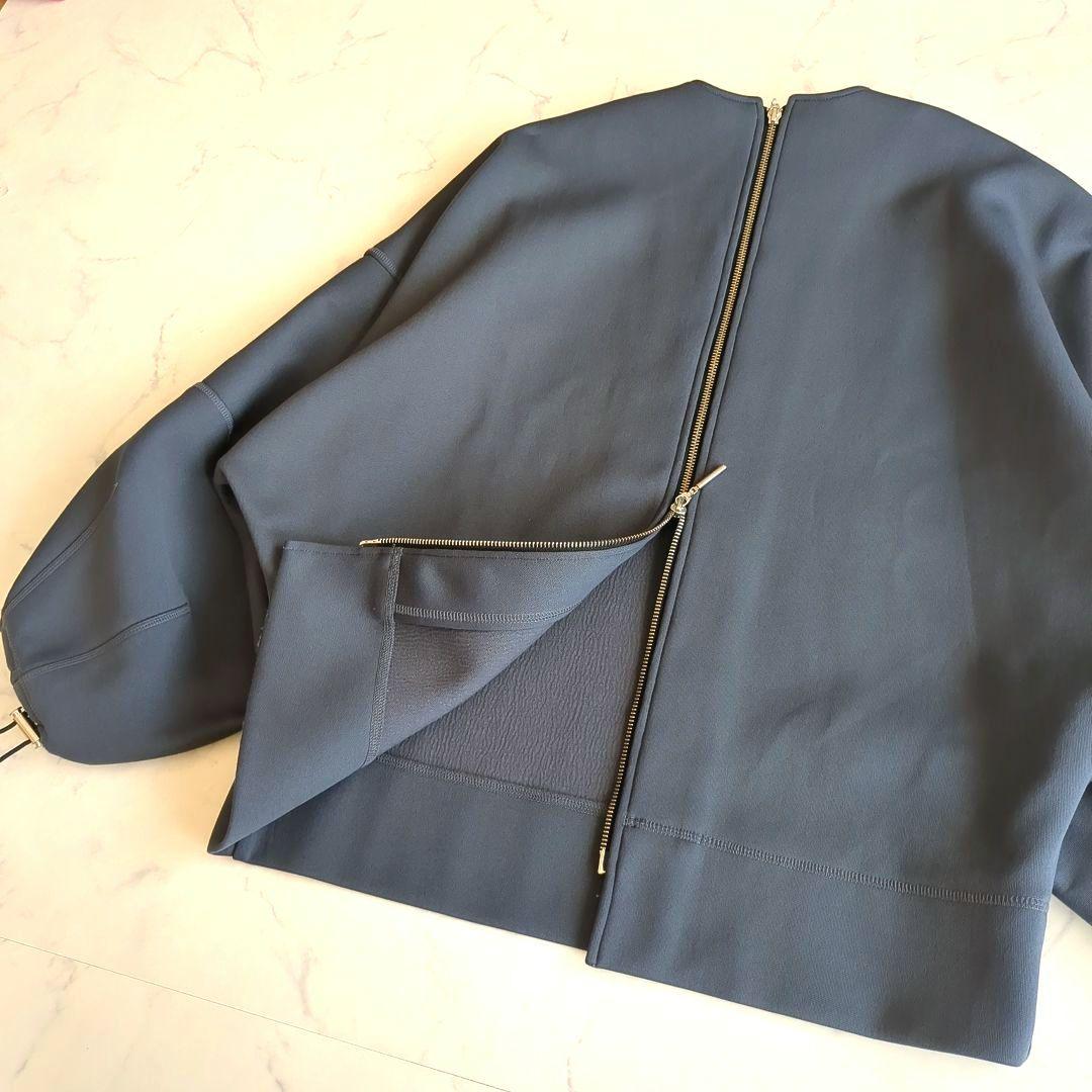 近年✨️Ujoh ウジョー バックジップ プルオーバー バルーンスリーブ