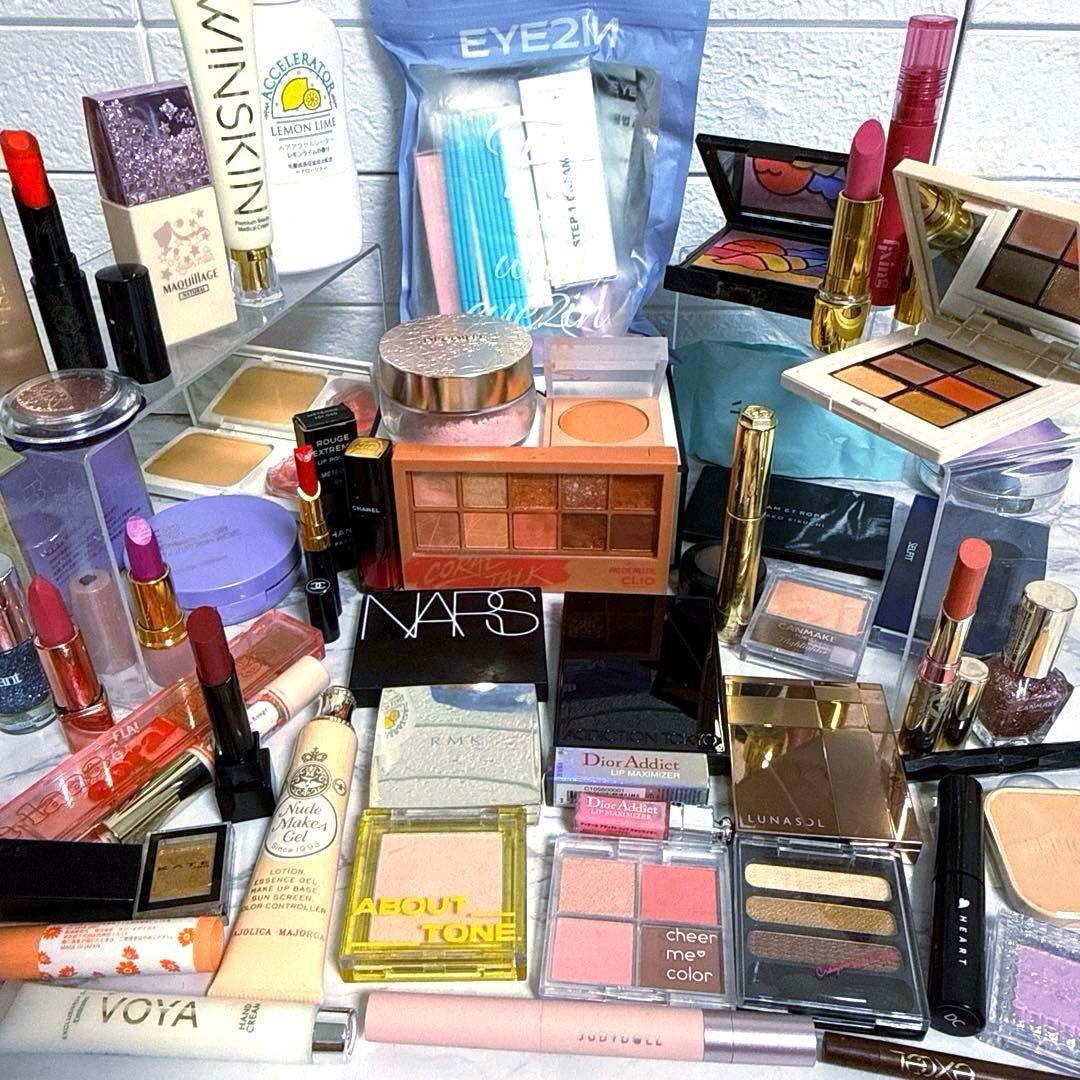 CHANEL コスメデコルテ デパコス コスメ まとめ売り 未使用品多数!! デパコスまとめ売り 総額約20万円 限定品入り 36点