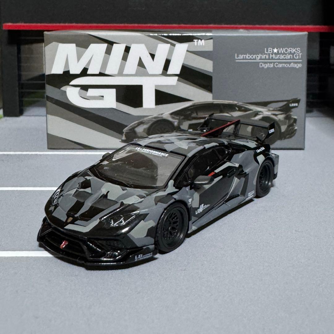 minigt lbwkランボルギーニ ウラカン カモフラージュ - メルカリ