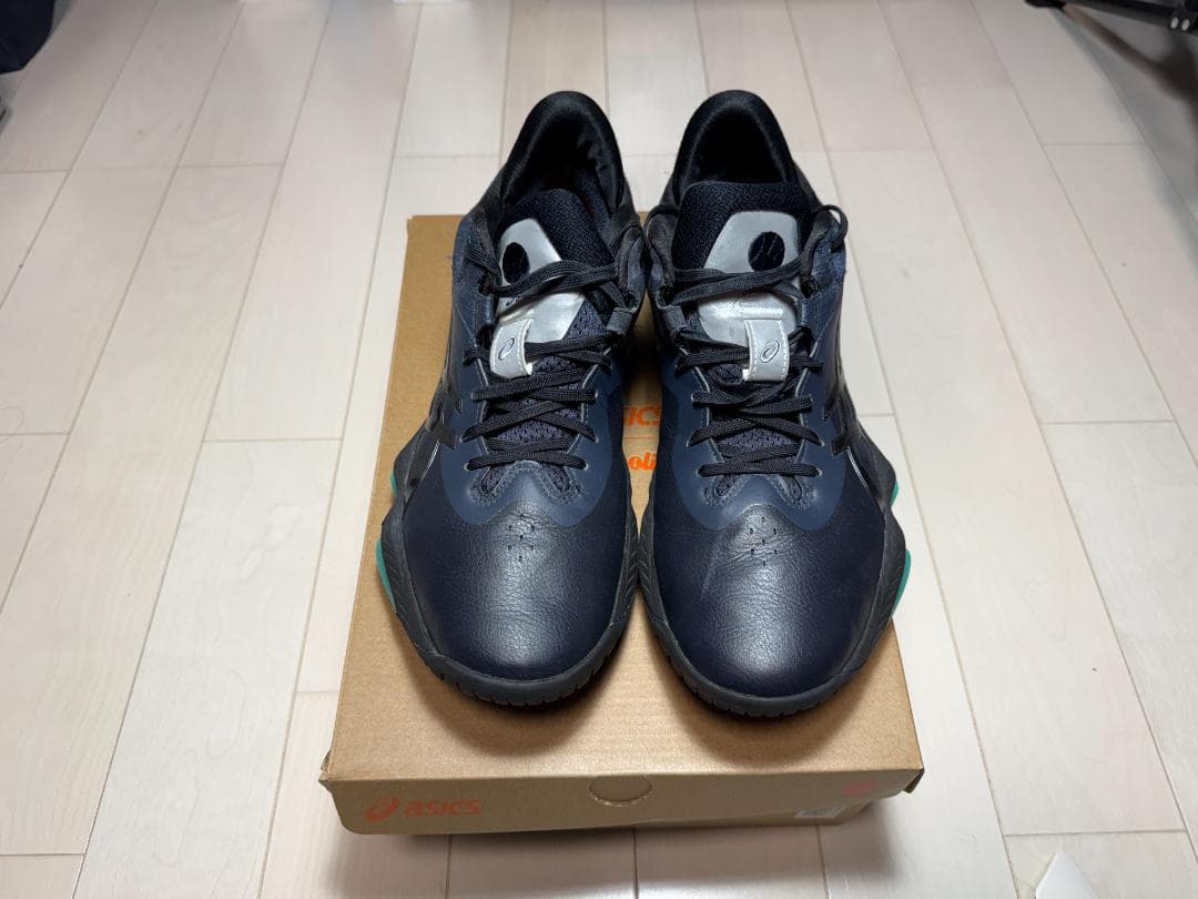 ●ASICSｘballaholic NOVA SURGE LOW●28.0cm