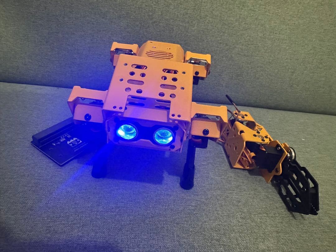 二足歩行ロボット 組立済み／通電・簡易動作確認済み 体をゆらしてコトコト二足歩行する「重心移動歩行ロボット工作セット