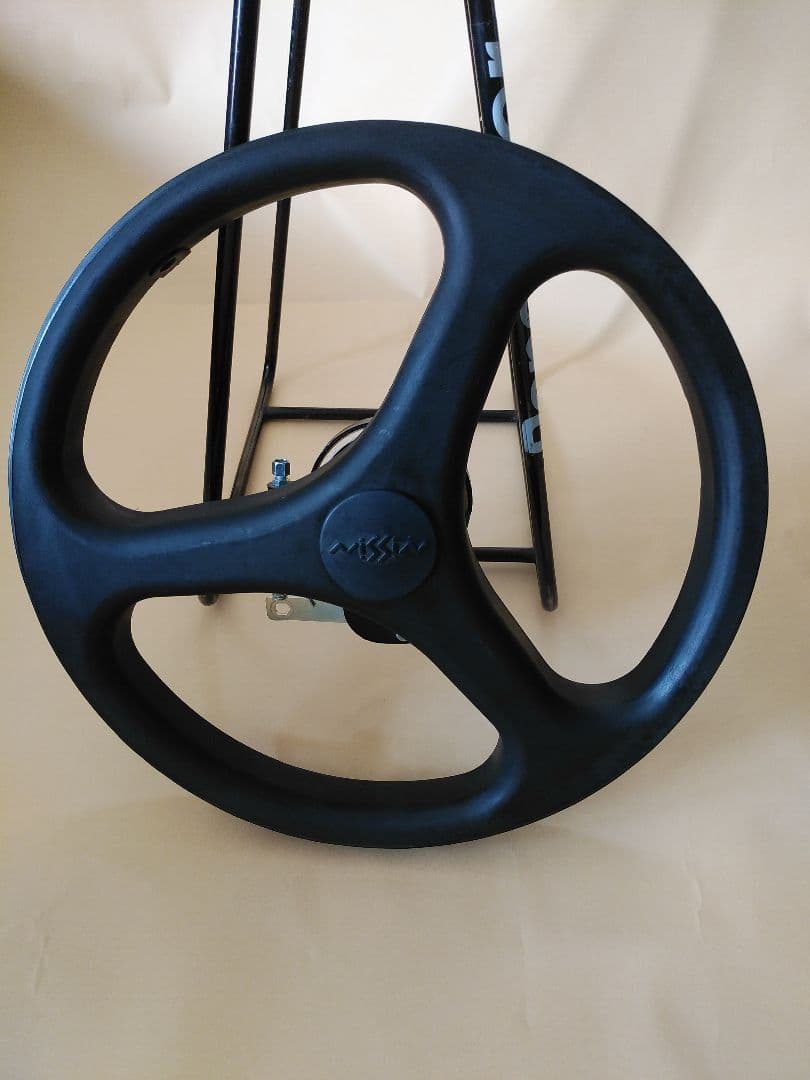 ニッシン車椅子用16インチプラスチックホイール！ ニッシン車椅子用16インチプラスチックホイール！