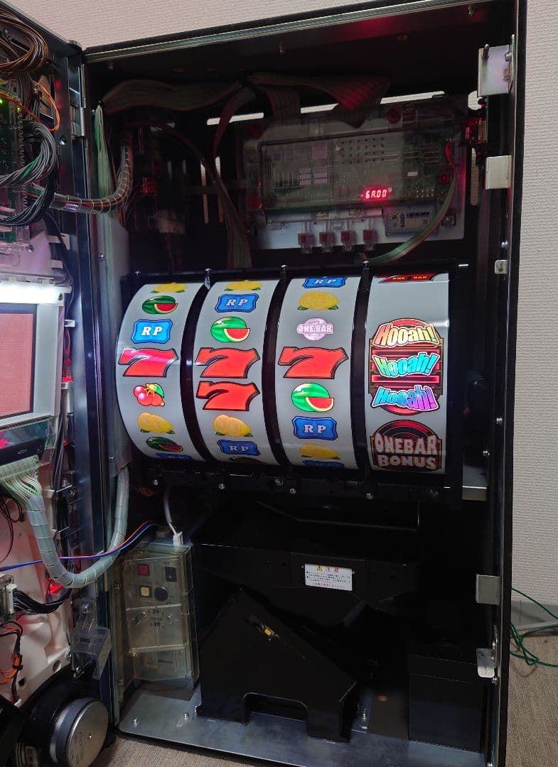 パチスロ機種｜ホール様向け素材ダウンロード｜BELLCO（ベルコ株式会社