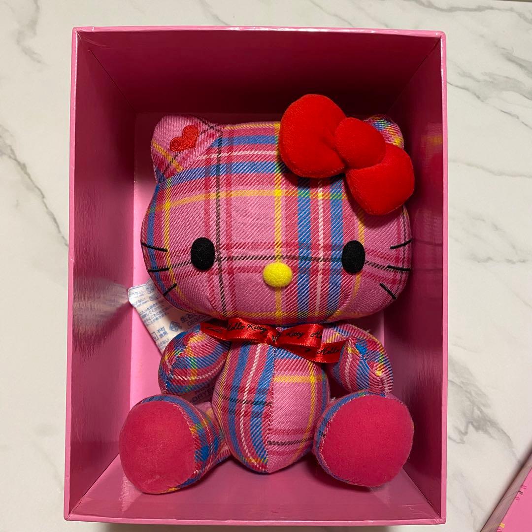 サンリオ ハローキティ 35周年記念 ピンク タータンチェックぬいぐるみ
