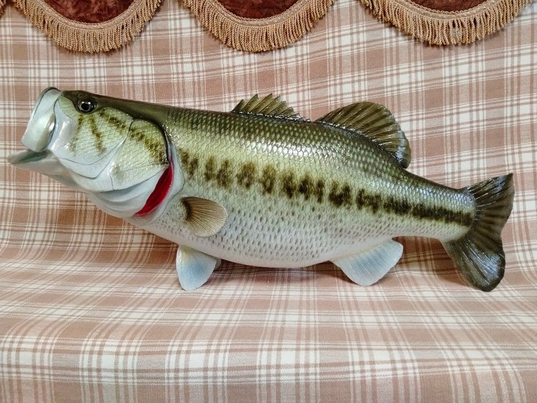ハンドメイド 62cmブラックバス壁掛け 魚釣り フィギュア レプリカ