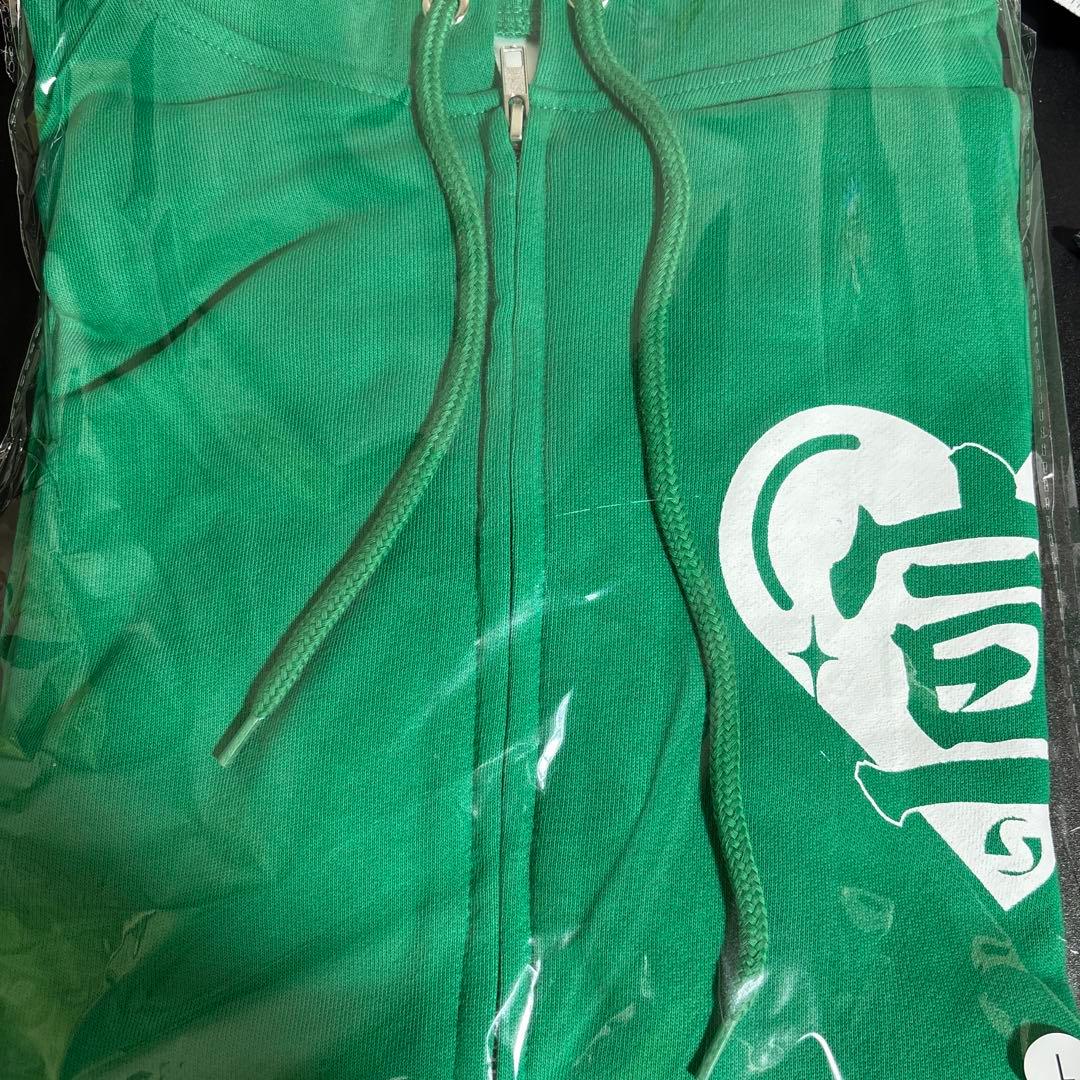 超ときめき宣伝部 吉川ひより 超 宣伝部員のための定番パーカー - メルカリ