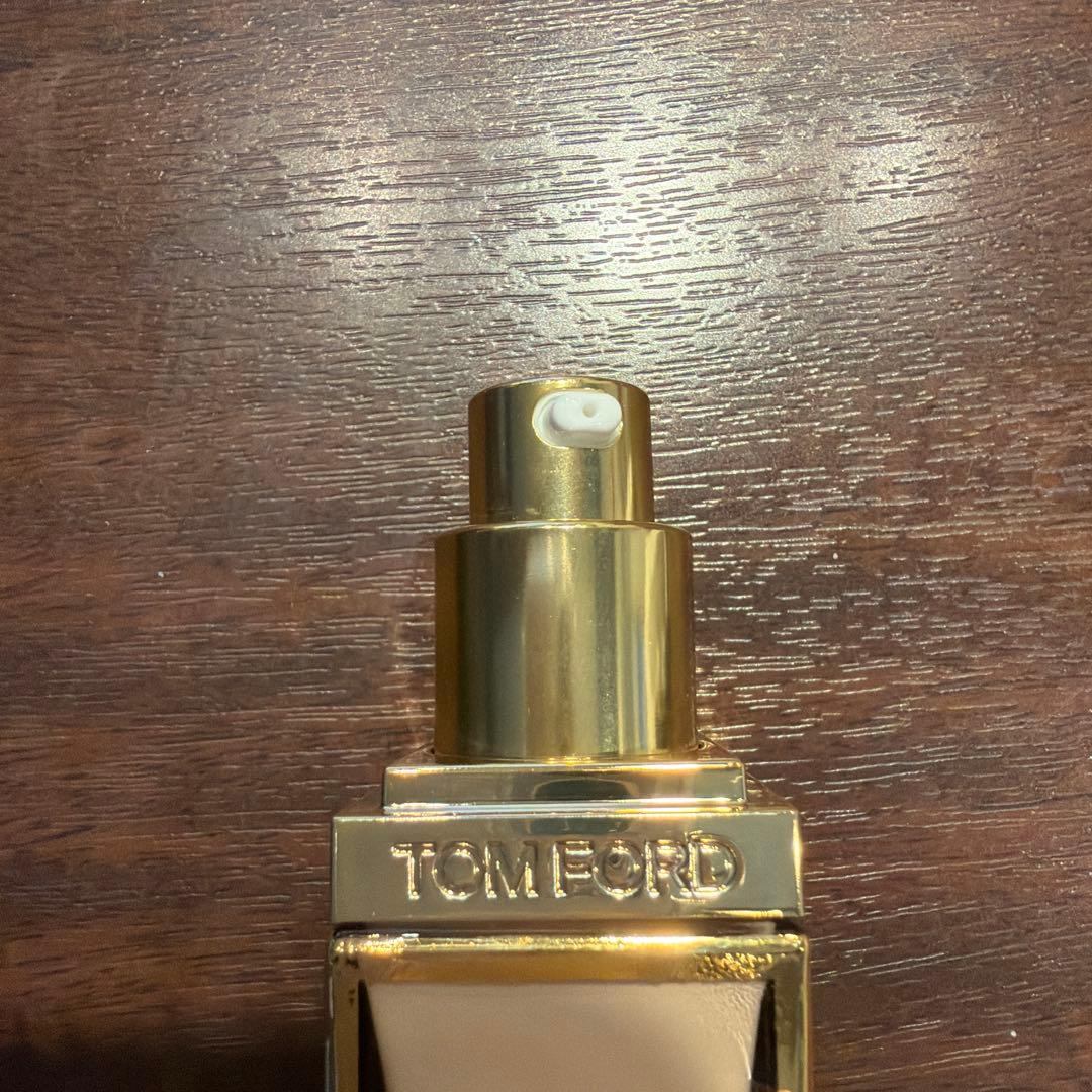 トム フォード リキッドファンデーション 2.0 BUFF - メルカリ