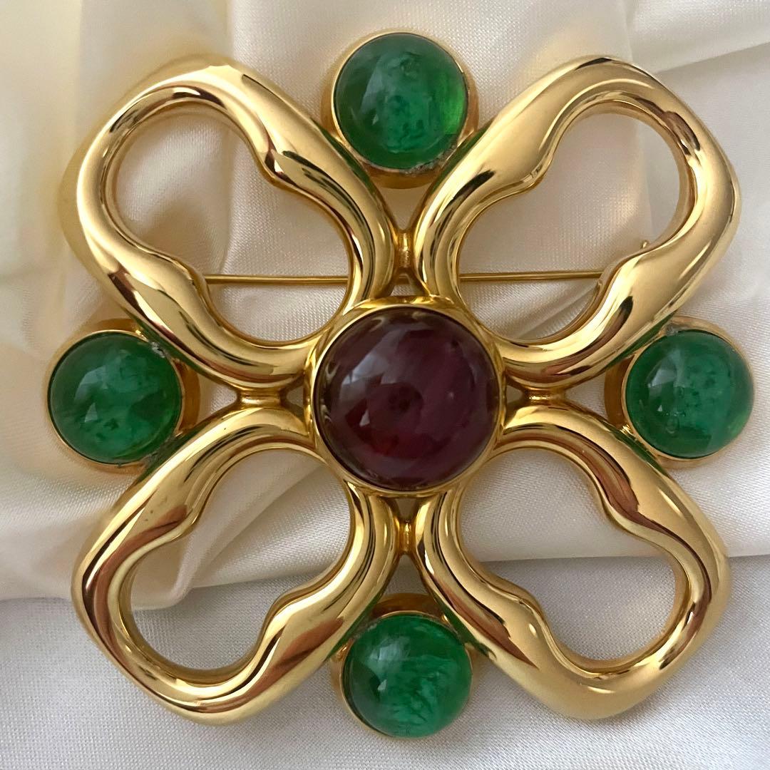 希少グッチカラーストーンフラワークリスタルブローチ