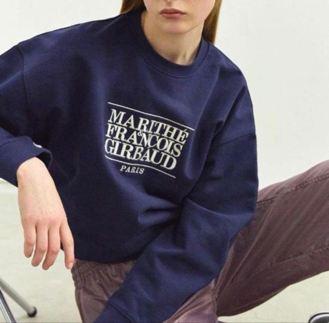 MARITHE ＋ FRANOIS GIRBAUD ネイビー スウェット 刺繍 - メルカリ