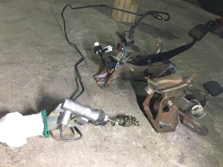 ソアラ JZZ30 MT クラッチ ブレーキ ペダルセット マスターシリンダー