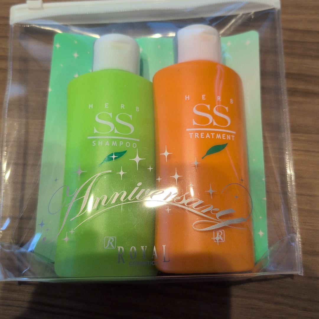 ロイヤル化粧品⭐️ロイヤルハーブSSシャンプー&トリートメント - メルカリ